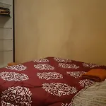לינה וארוחת בוקר Sweet -