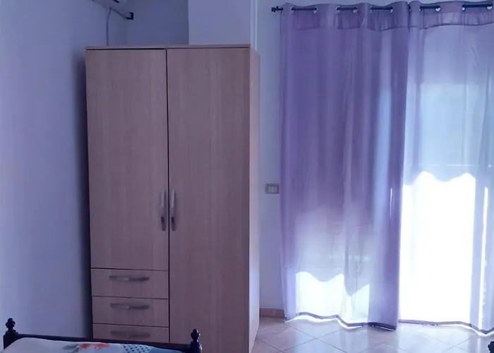 לינה וארוחת בוקר Sweet -