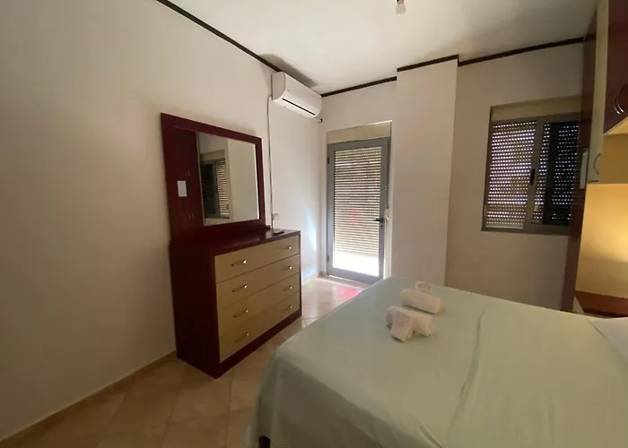 Sweet - Bed and breakfast Yzberishti